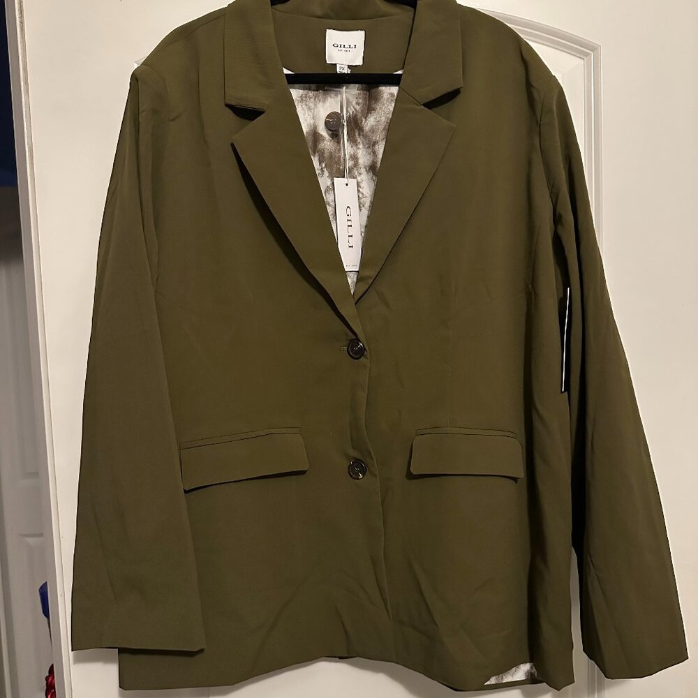 Gilli Blazer in Olive